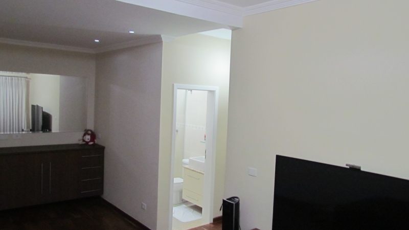 Casa à venda Aldeia da Serra com 279m² e 3 quartos por R$ 1.080.000 - 1850474211-Home theater (2).JPG